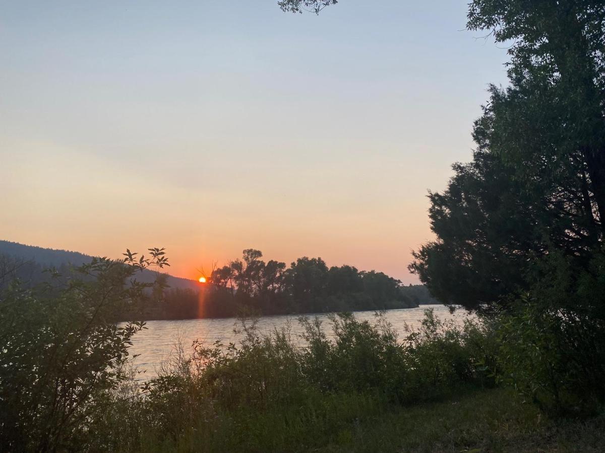Snake River Glamping Irwin Bagian luar foto